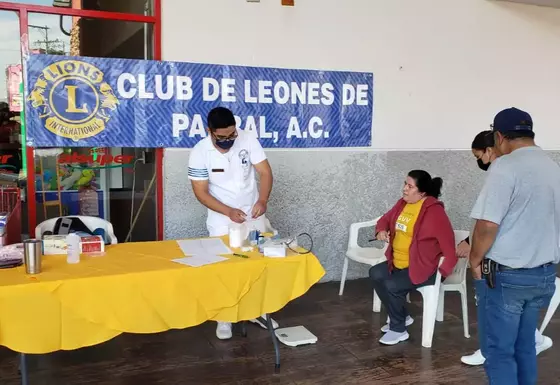 CLUB DE LEONES HACE CAMPAÑA PARA PREVENCIÓN DEL DIABETES